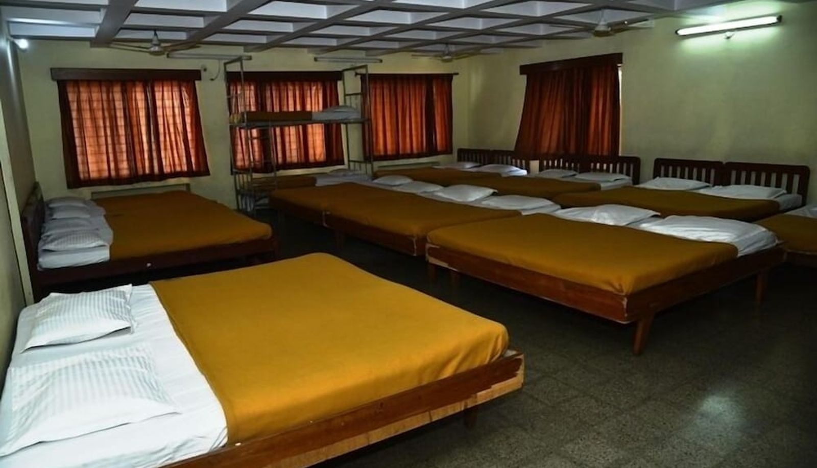 Standard room - KSTDC Hotel Mayura Yatrinivas