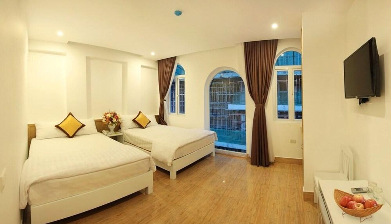 Family room - Sunrise Hotel