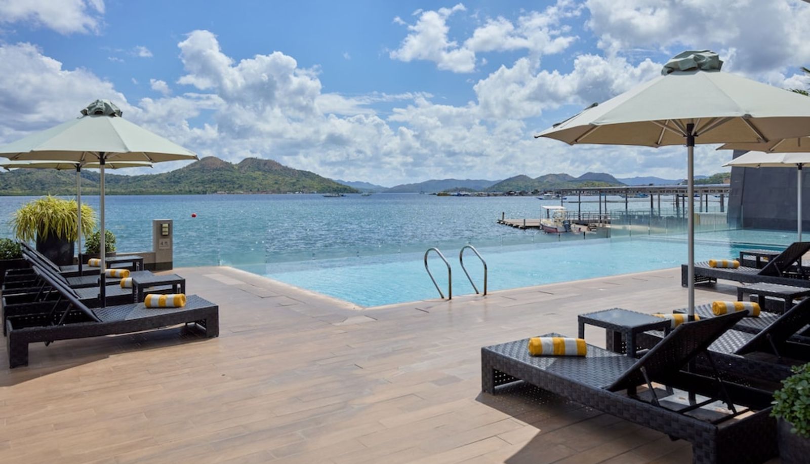 Pool - Two Seasons Coron Bayside Hotel