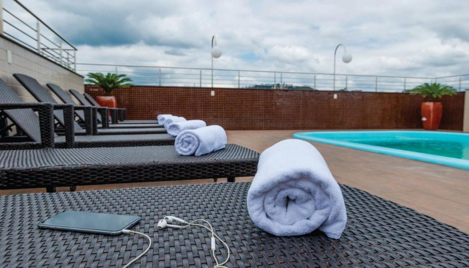Info - Grande Hotel Suites Ipatinga