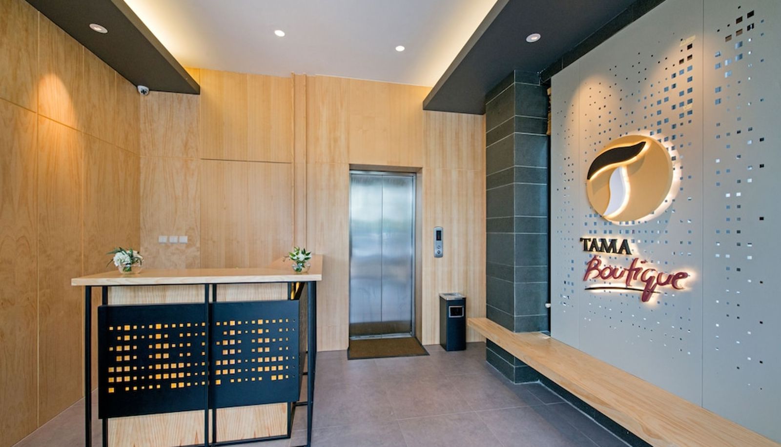 Recepción - Tama Boutique Hotel