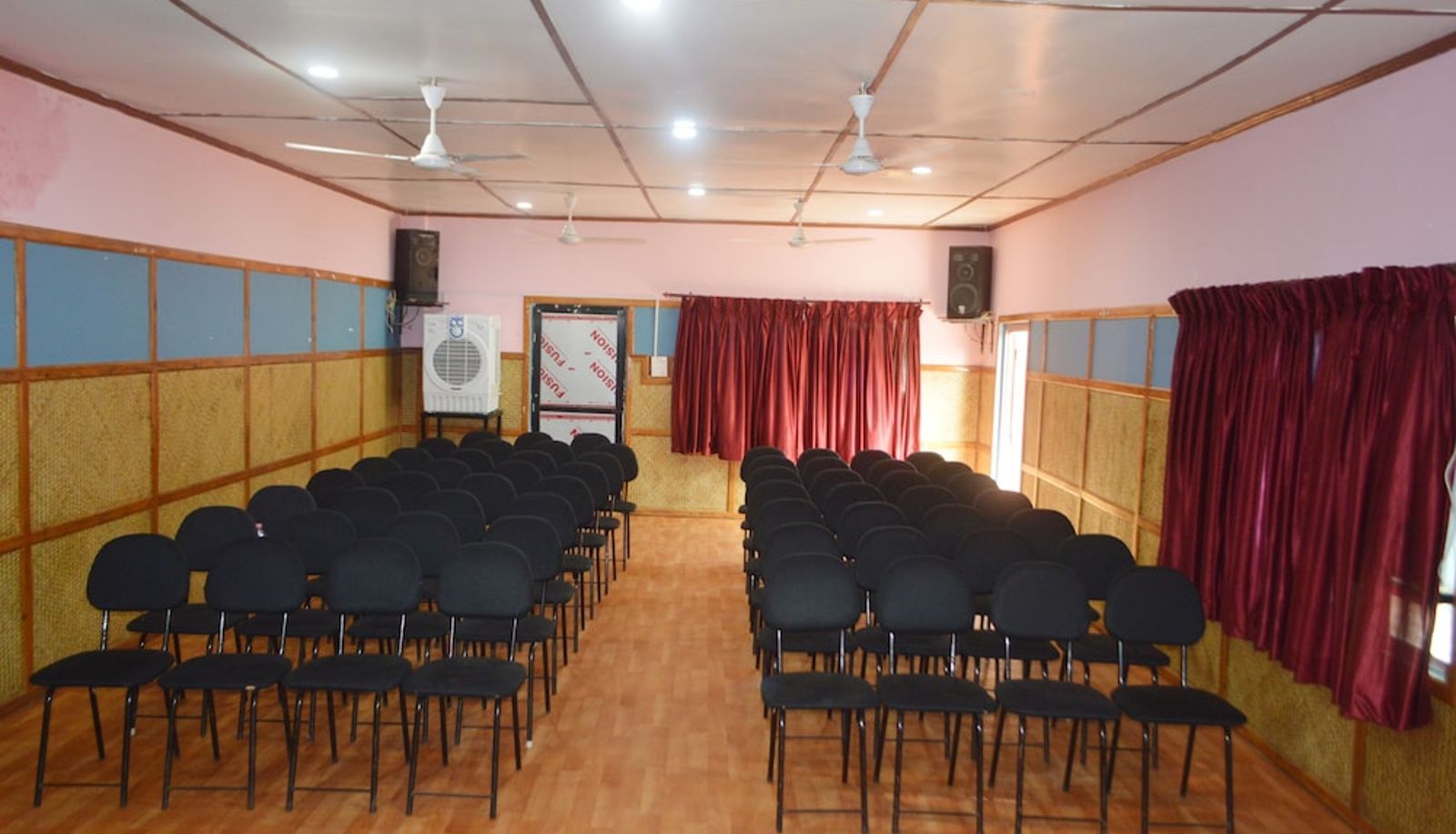 Meeting room - Hotel Deep Sagar