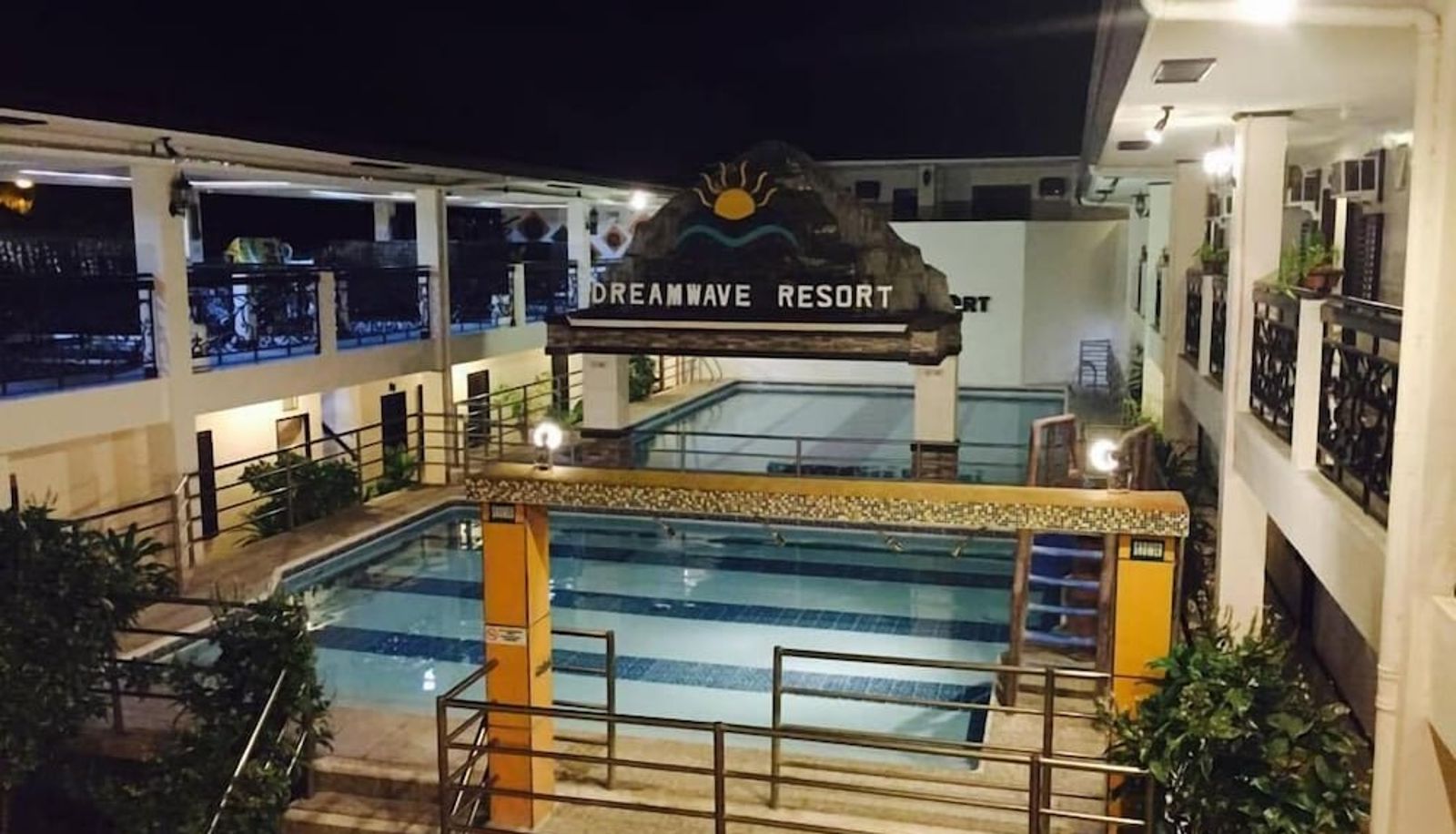 Piscina - Dreamwave Resort Pansol