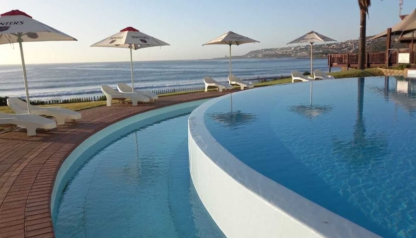 Piscina - Diaz Hotel & Resort