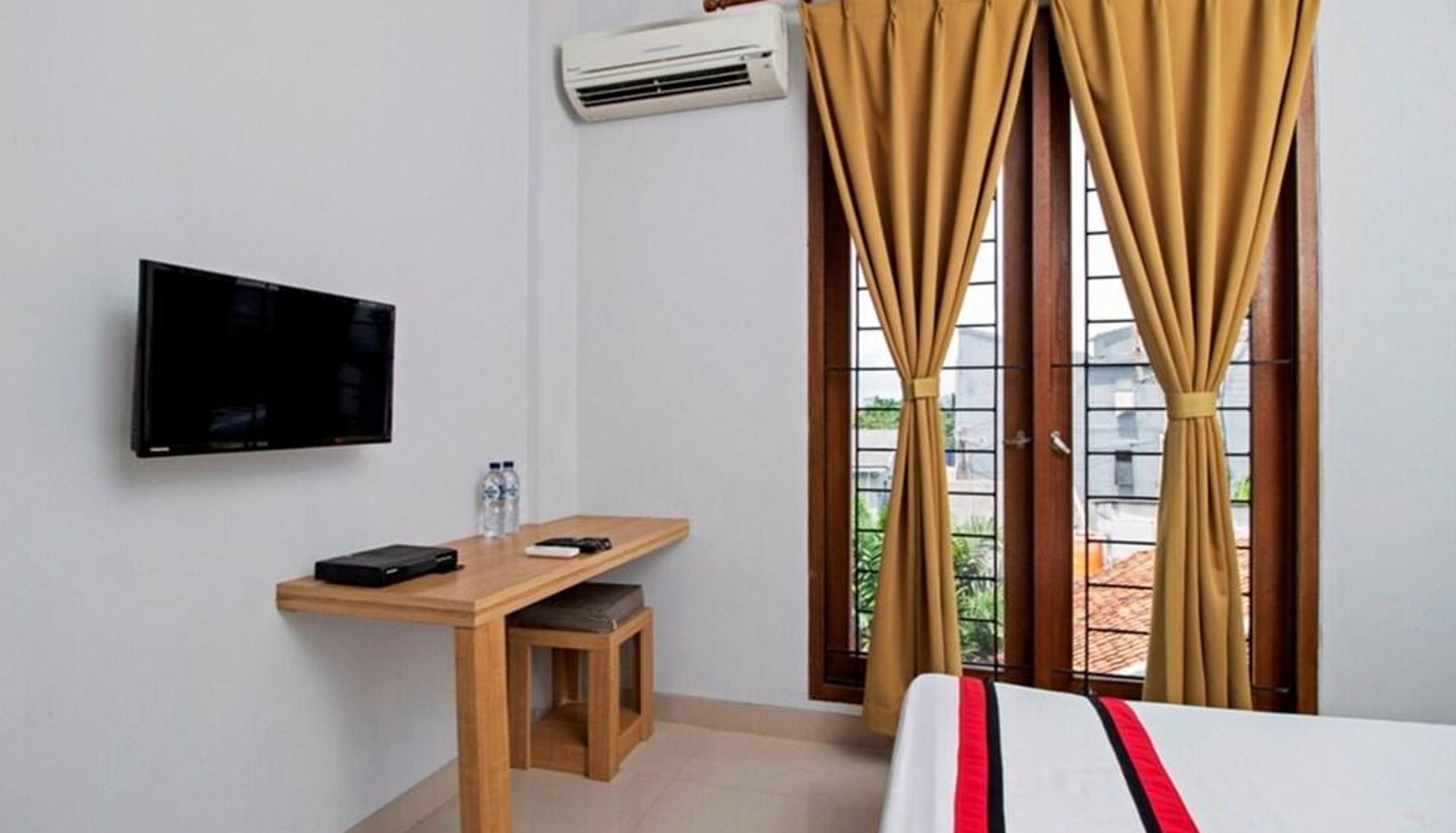 Apartamento - RedDoorz @ Cipete 2