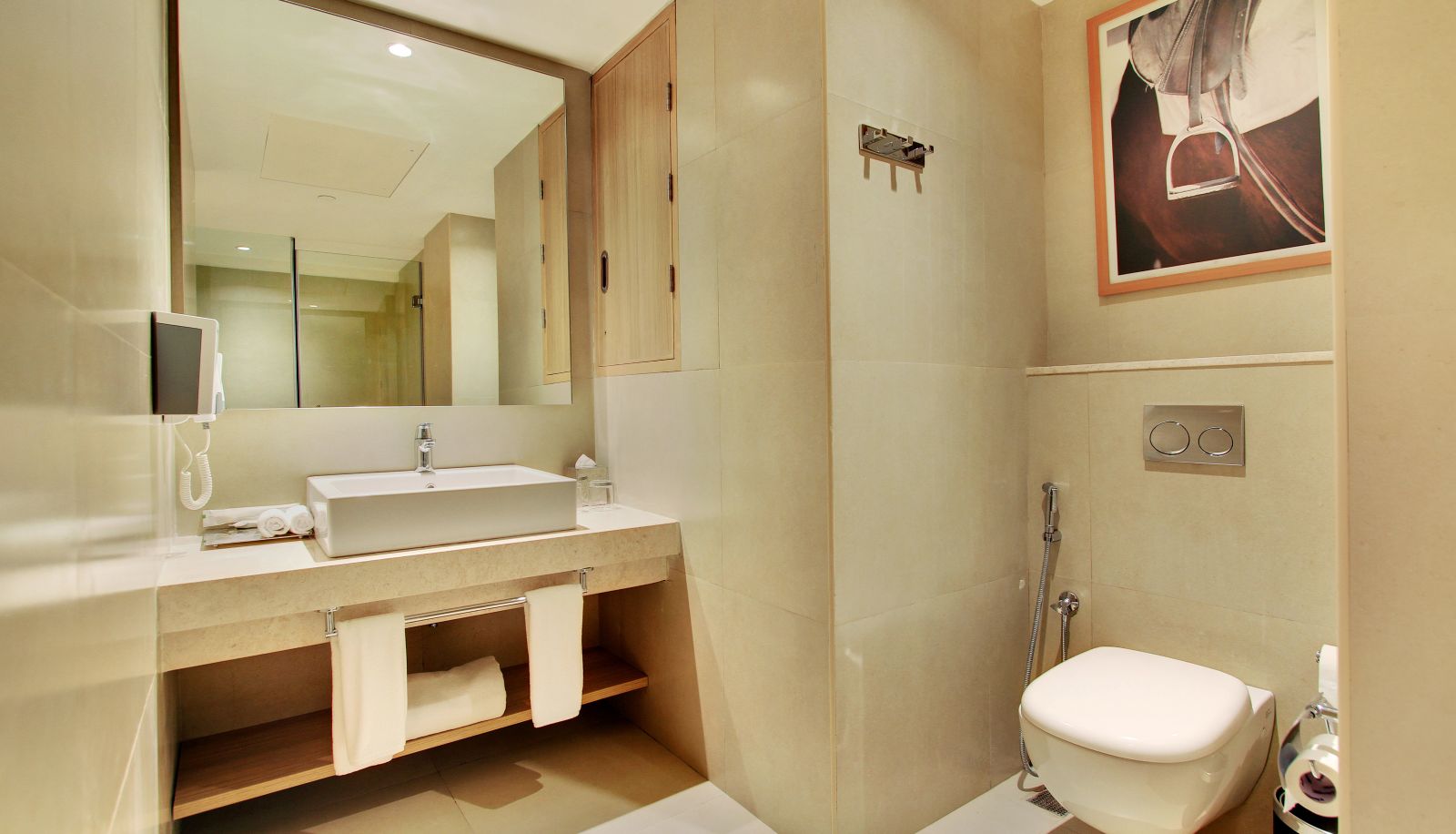 Camera - Holiday Inn BENGALURU RACECOURSE by IHG