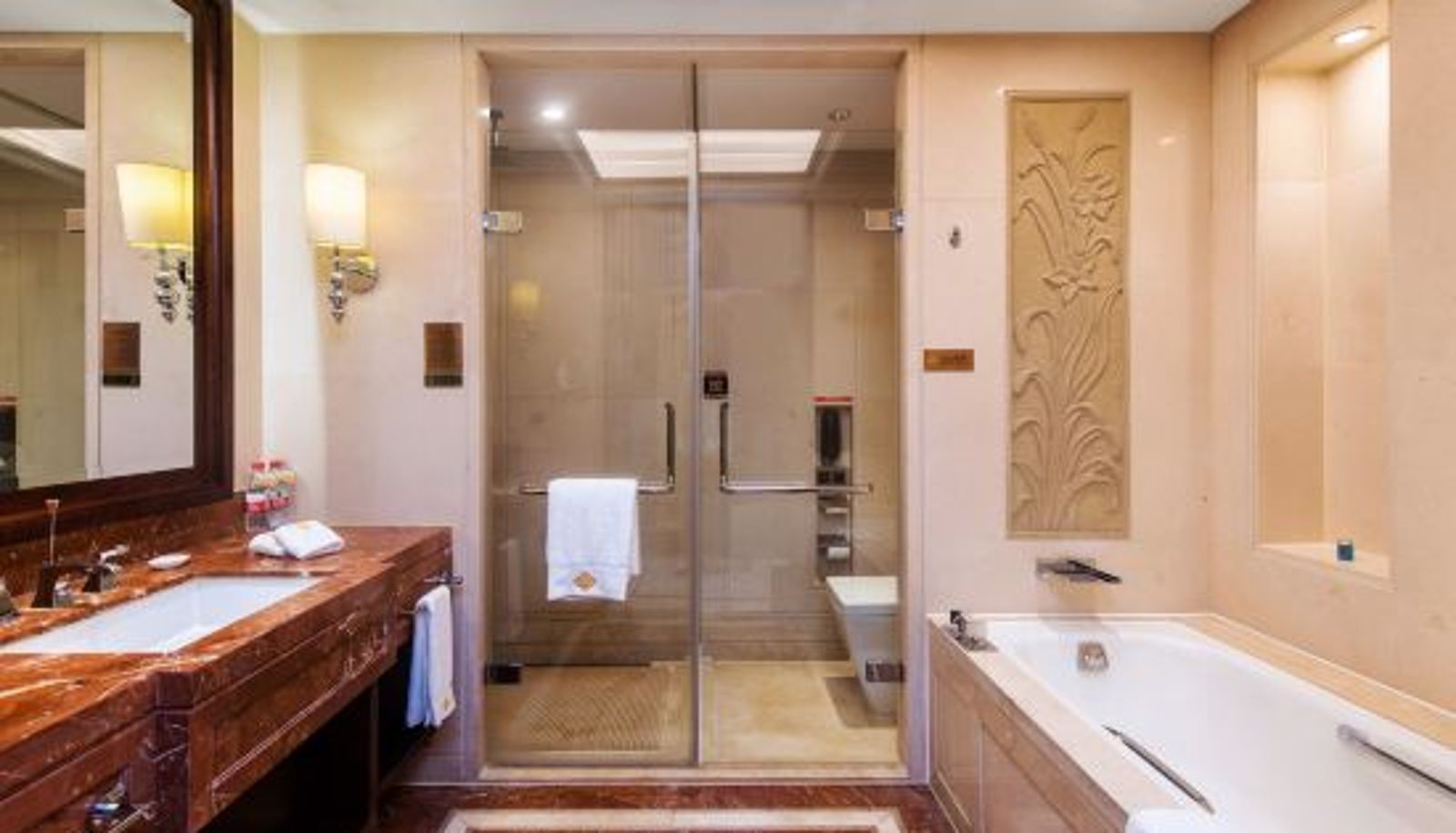 Camera - Taizhou International Jinling Hotel