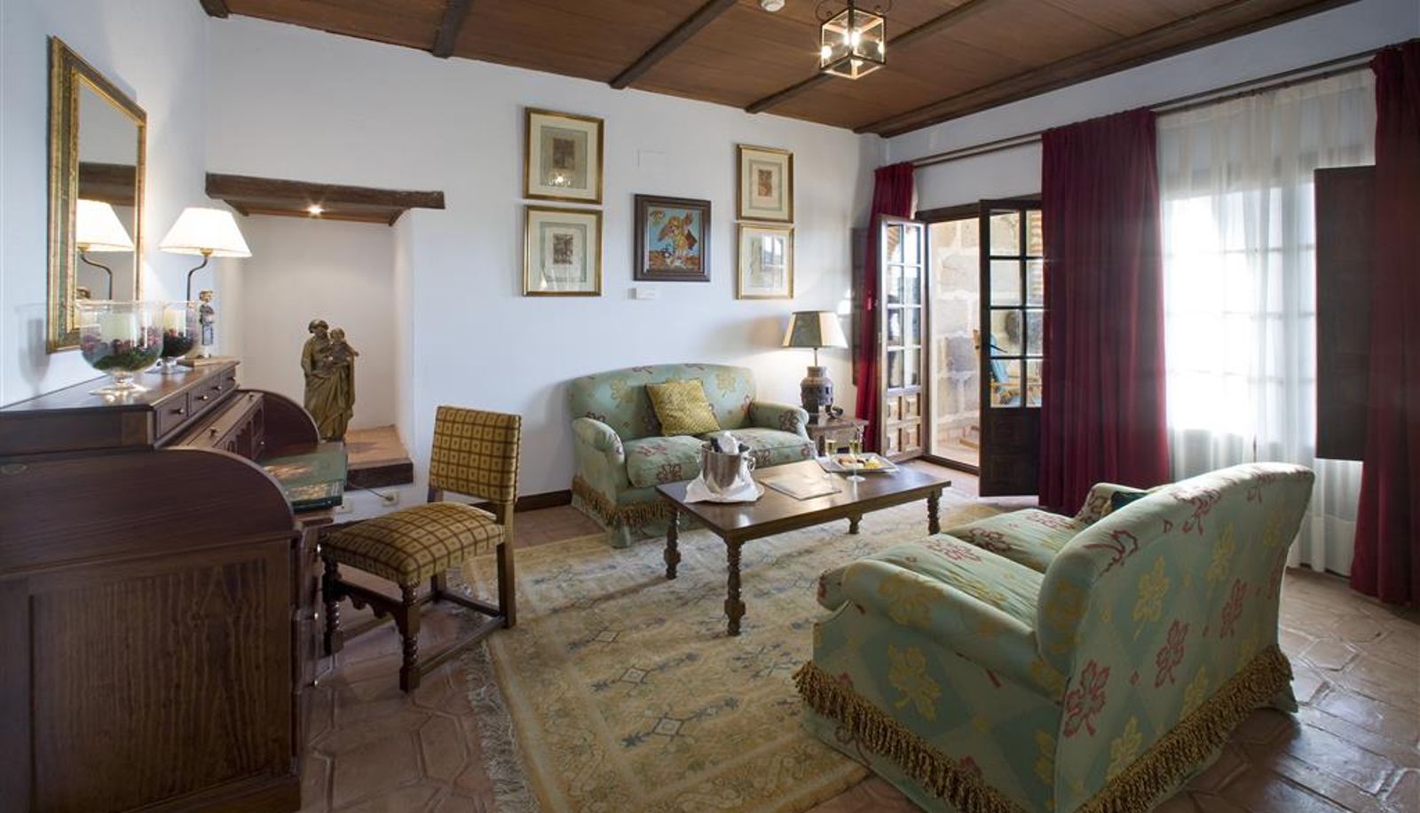 Camera - Parador de Plasencia