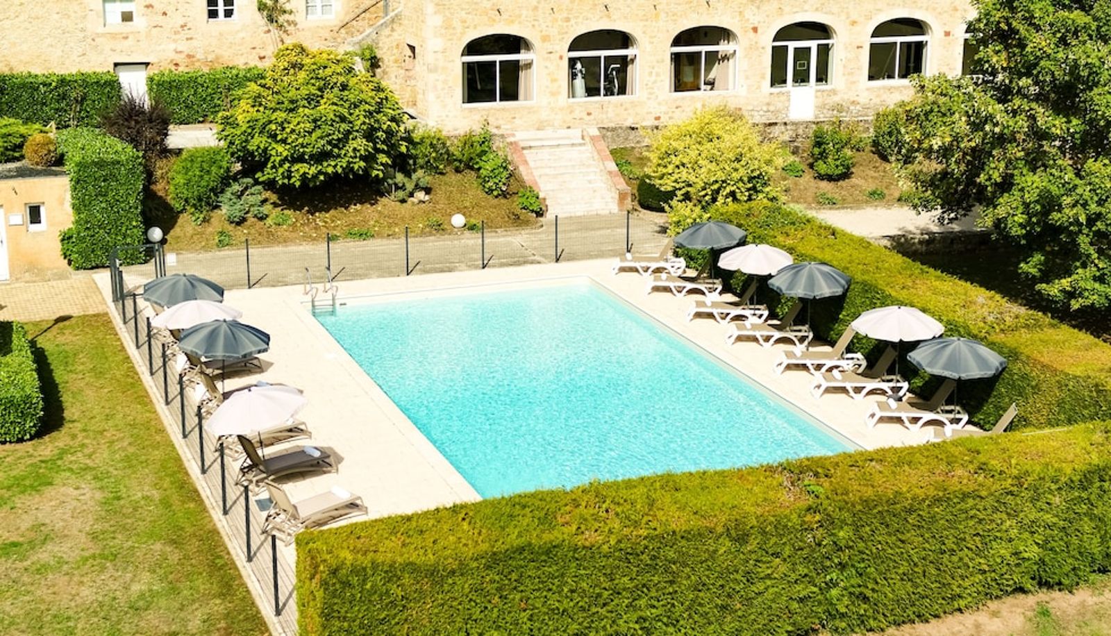 Pool - Château de Fontanges