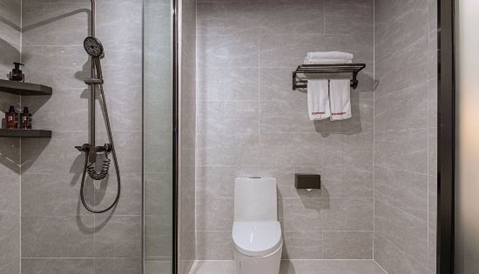 Room - Hampton Hotel