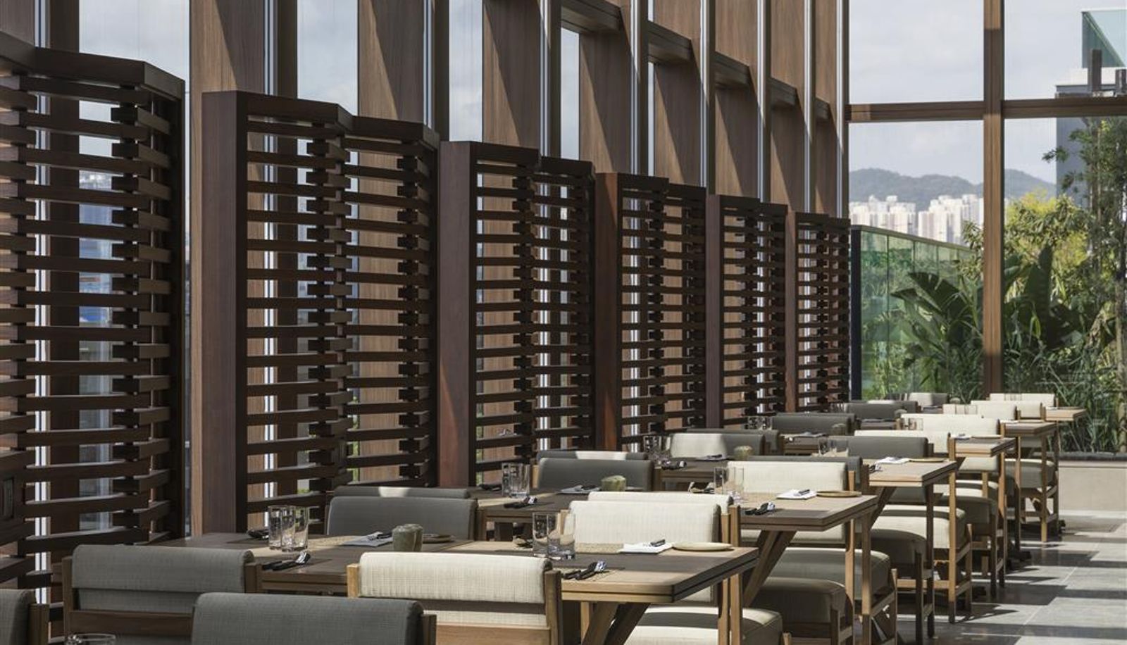 Restauracja - HYATT CENTRIC VICTORIA HBR HONG KONG