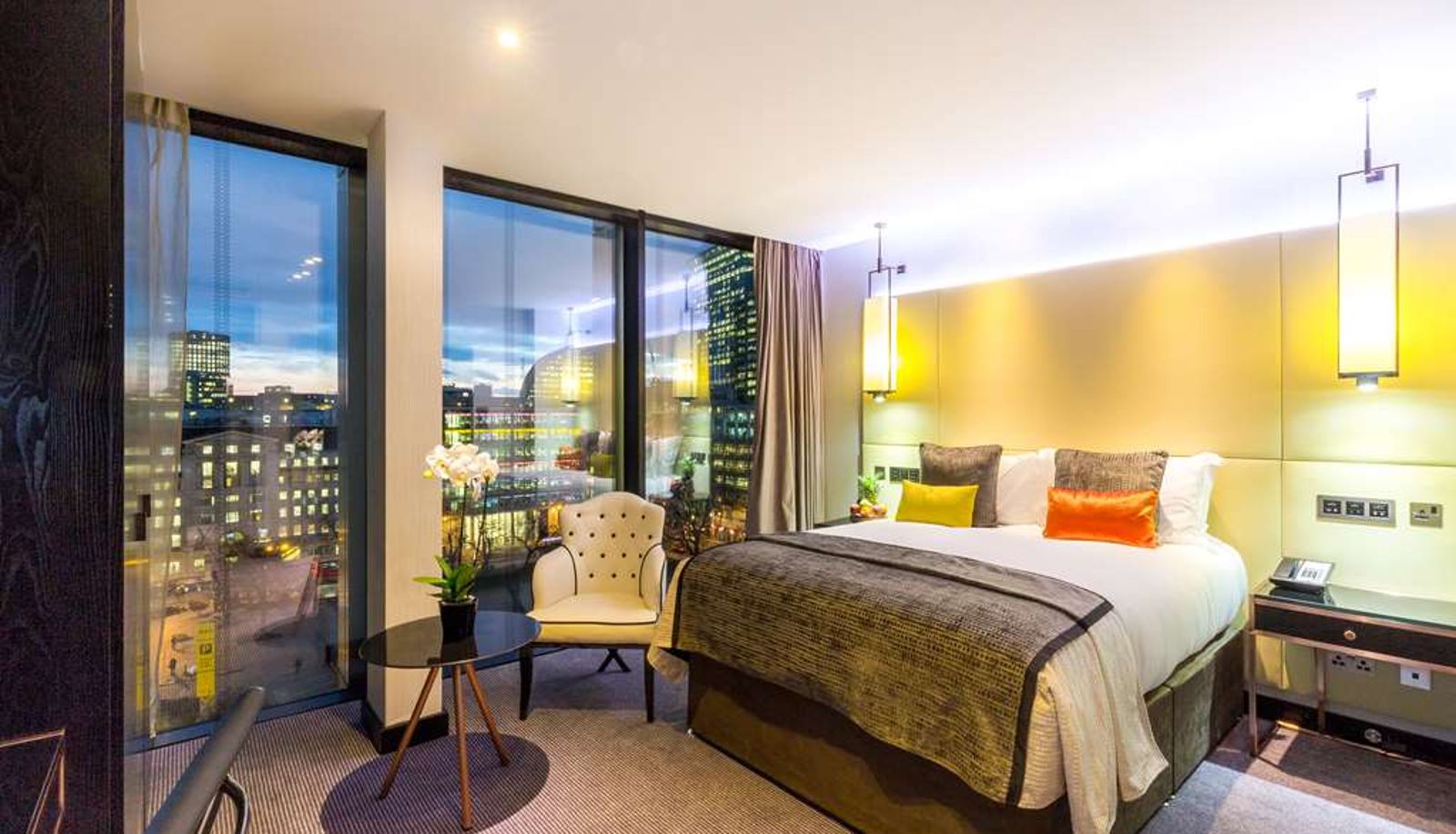 Camera - Montcalm Royal London House