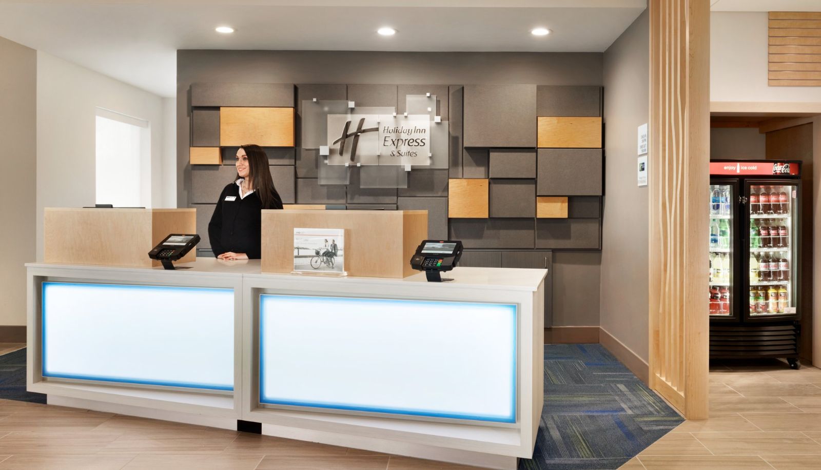 Hal - Holiday Inn Express & Suites CINCINNATI SOUTH - WILDER by IHG