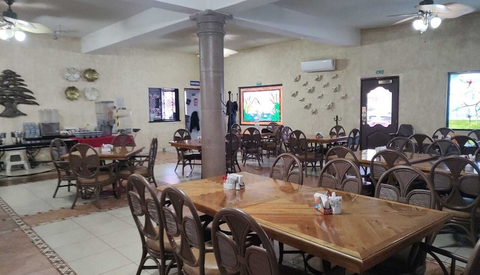 Breakfast room - Los Cedros Hotel Inn Chihuahua