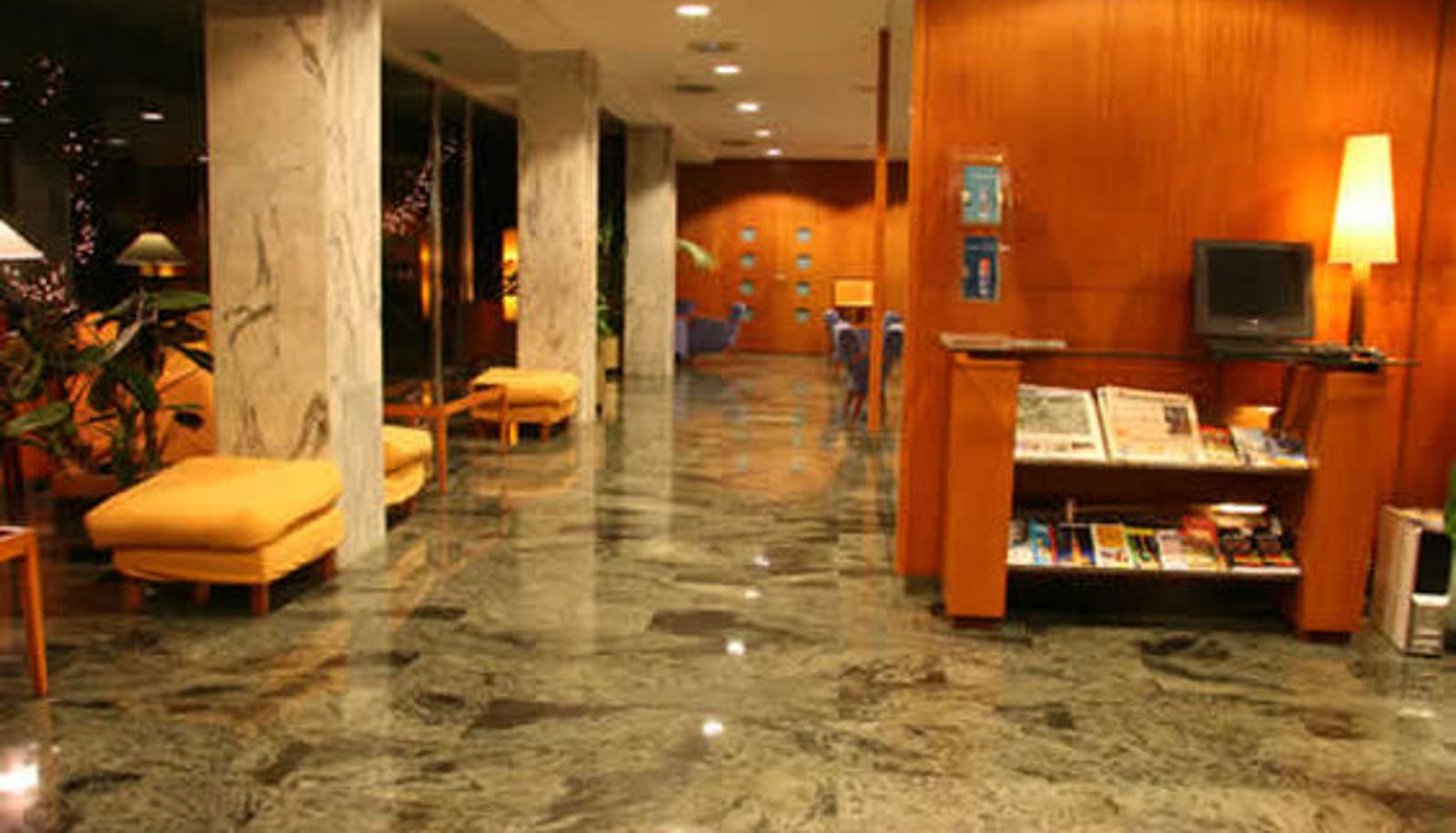 Lobby - Hotel Astari