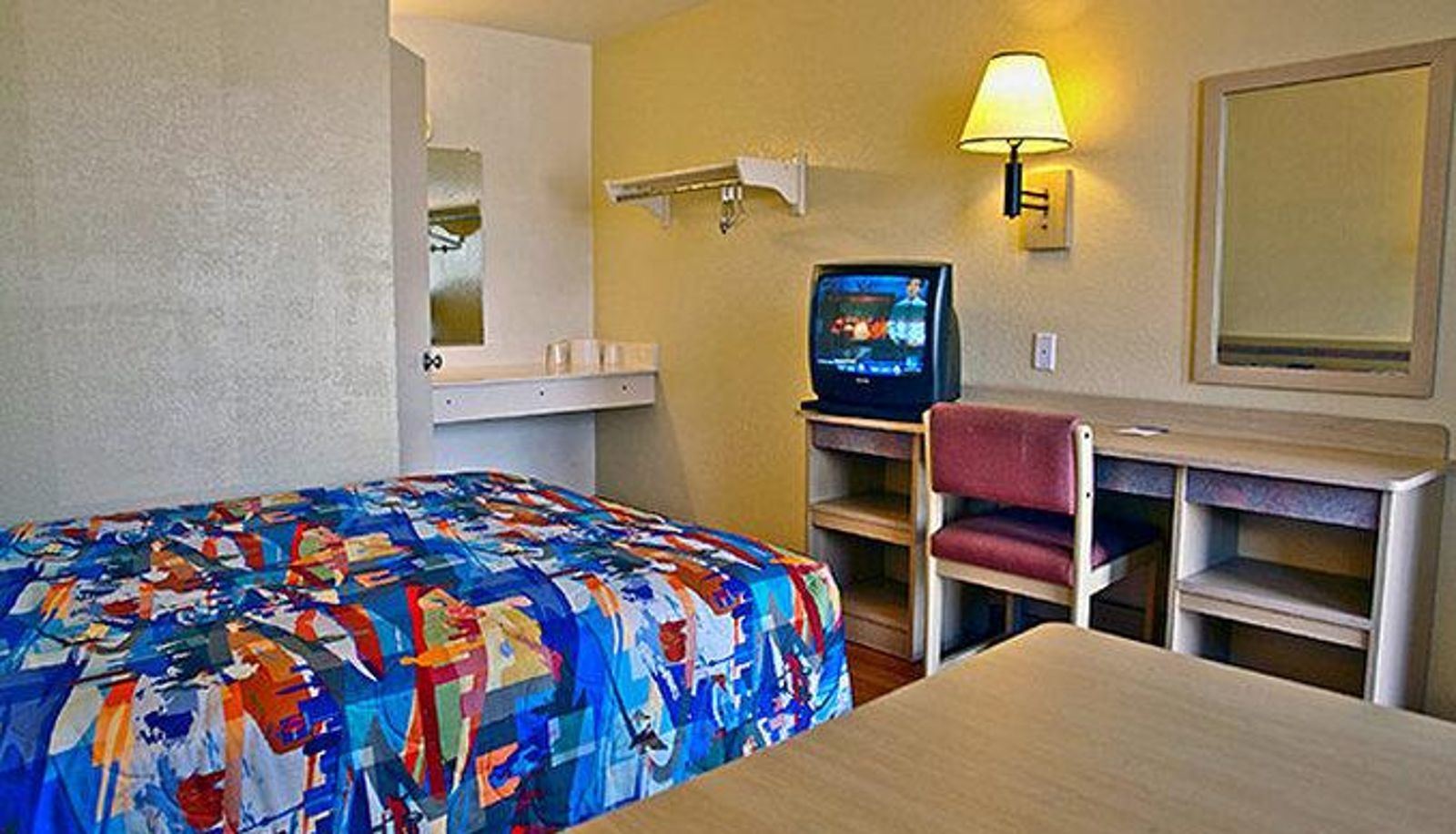 Room - MAGNUSON HOTEL BATON ROUGEEAST