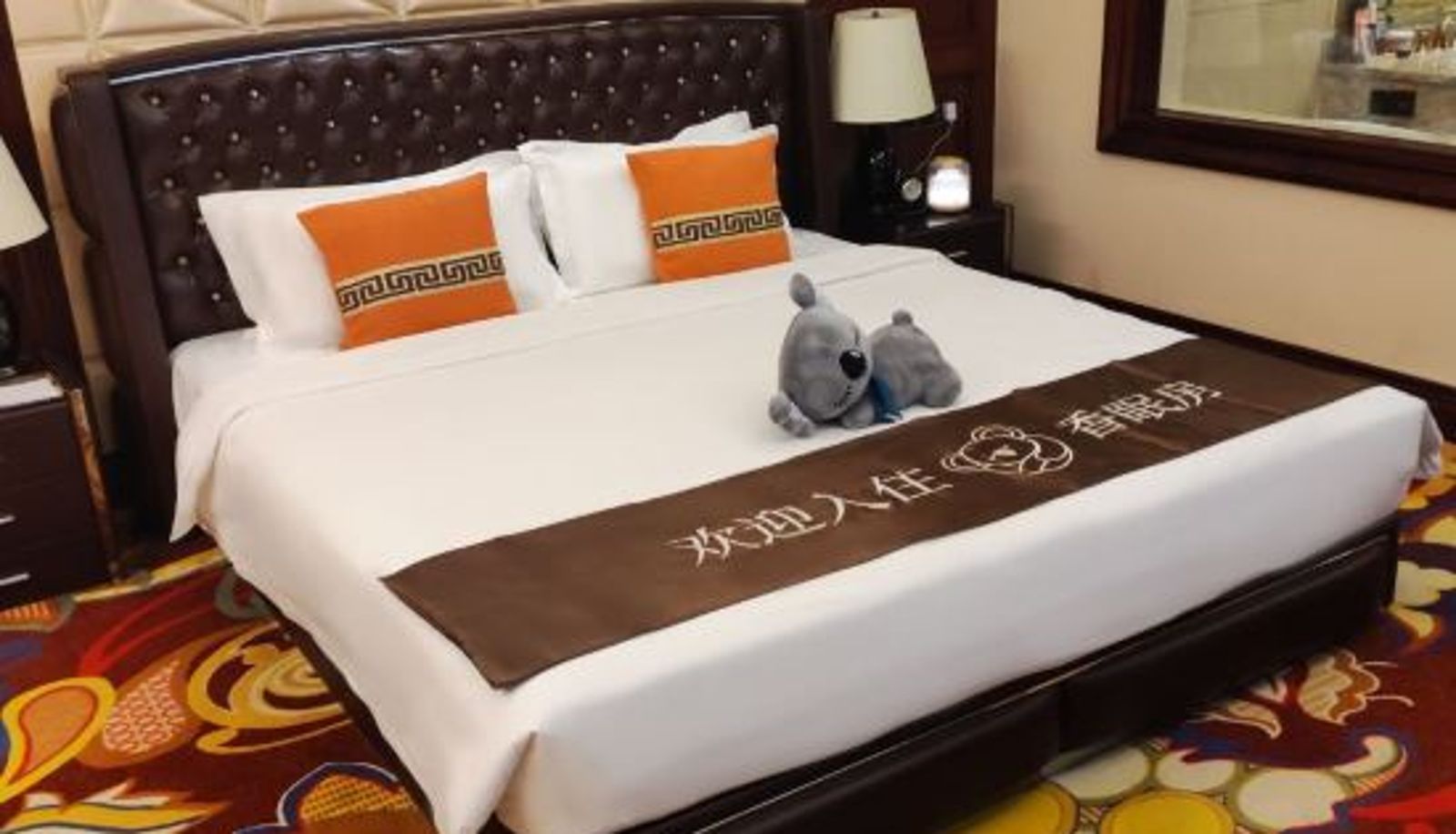 Camera - Jinzheng & Hyde Grand Hotel