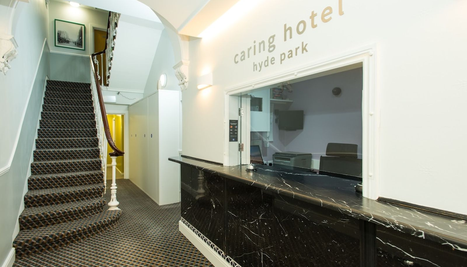 Rezeption - Caring Hotel