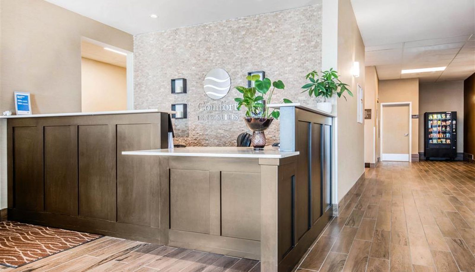 Hall - Comfort Inn and Suites