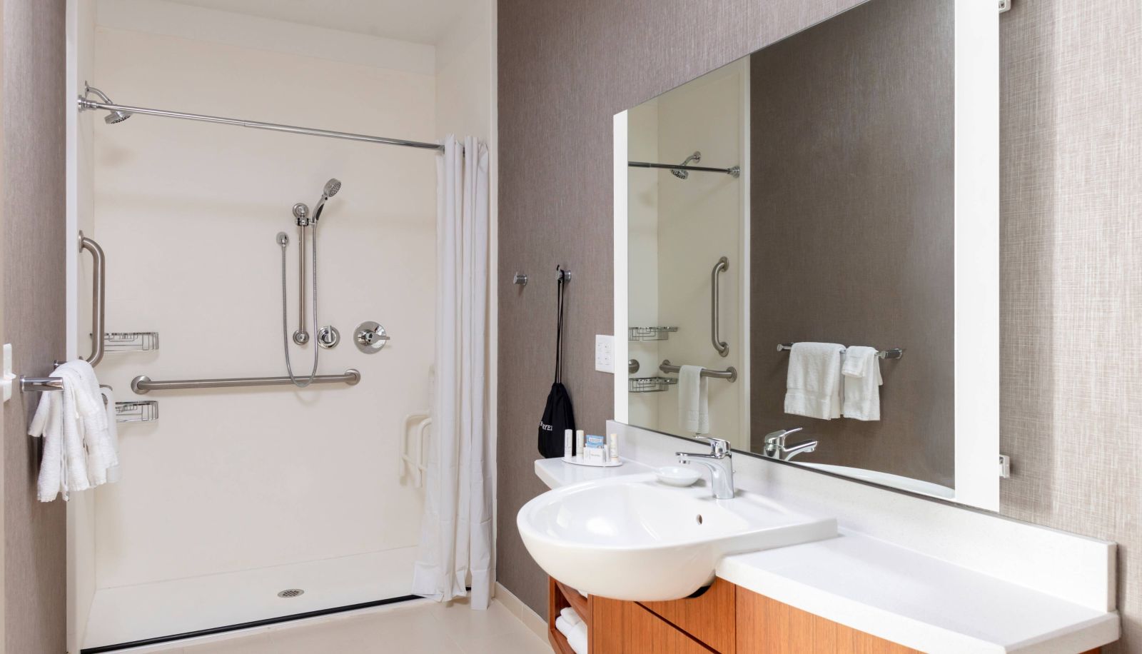 Zimmer - SpringHill Suites by Marriott Great Falls