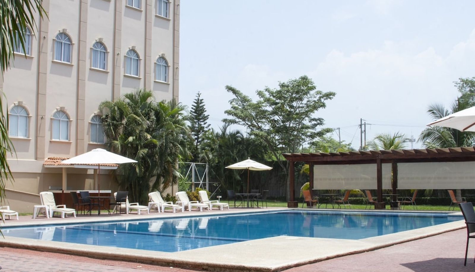 Pool - Hotel Baez Paraiso