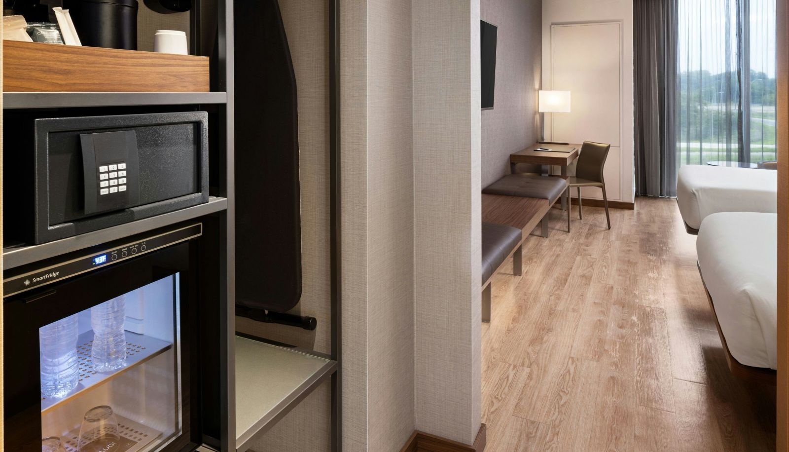 Zimmer - AC Hotels by Marriott Minneapolis West End