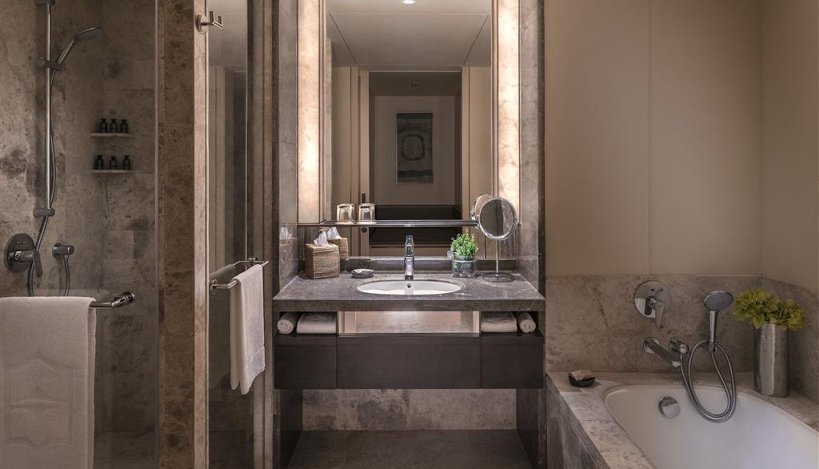 Kamer - Shangri La Colombo