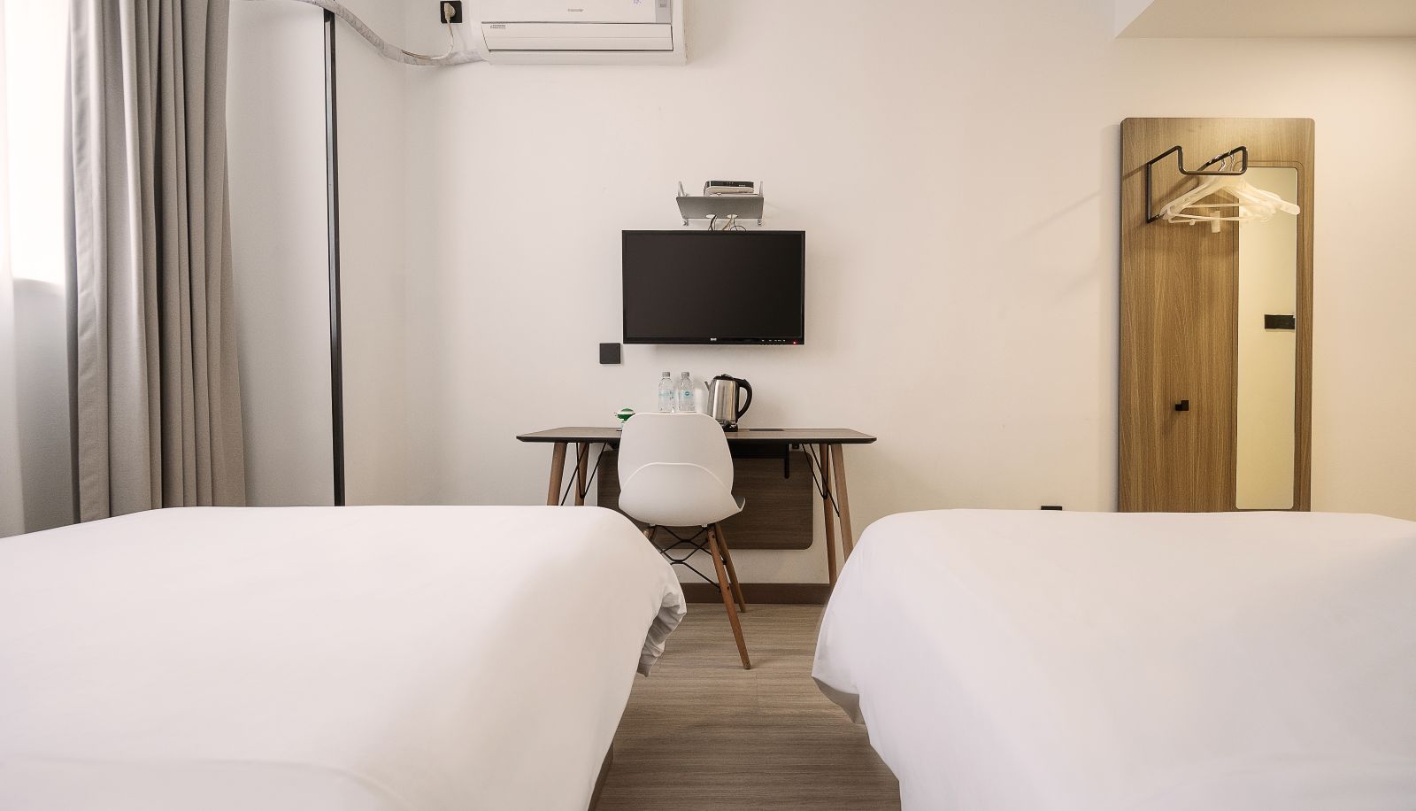 Zimmer - Hanting Shanghai hangtou Subway Station Hotel
