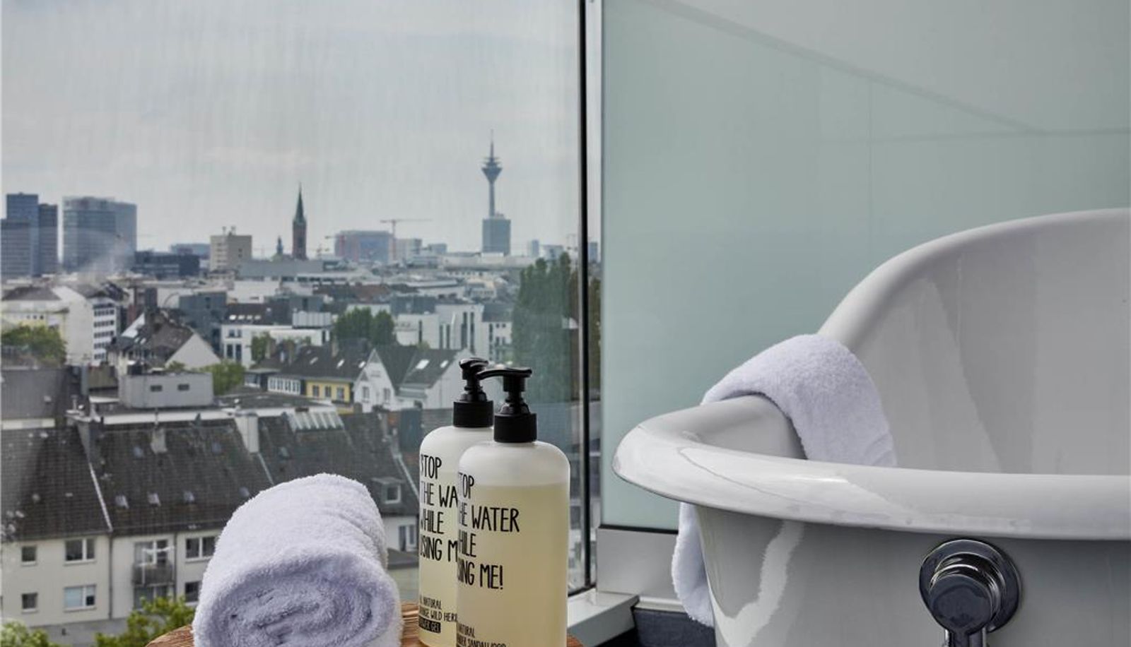 Chambre - 25hours Hotel Duesseldorf Das Tour