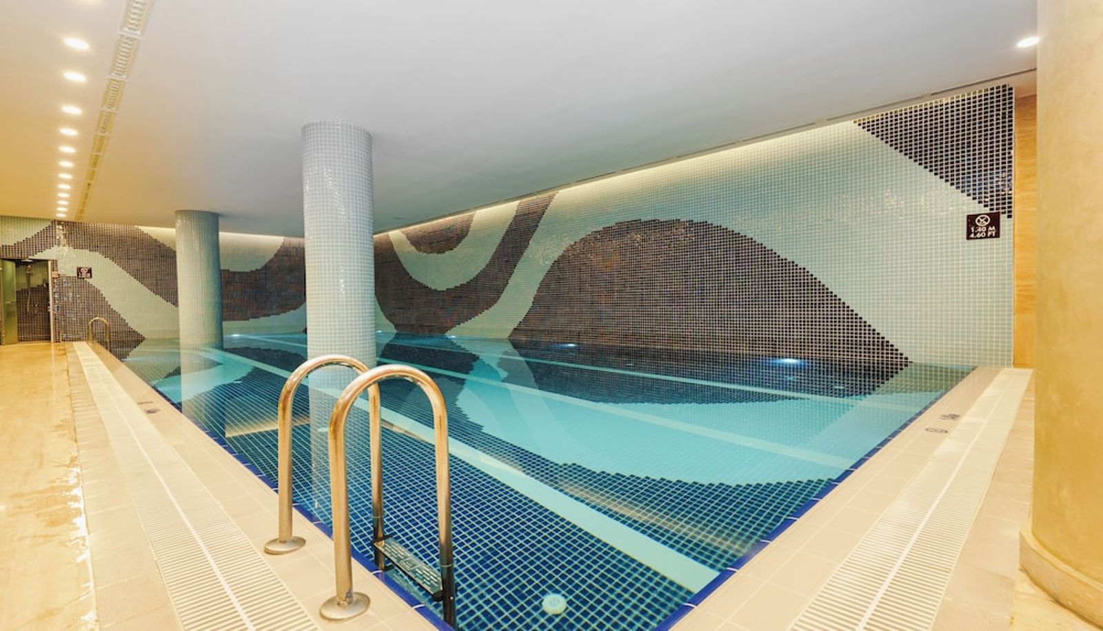Pool - Crowne Plaza CAPPADOCIA – NEVSEHIR by IHG