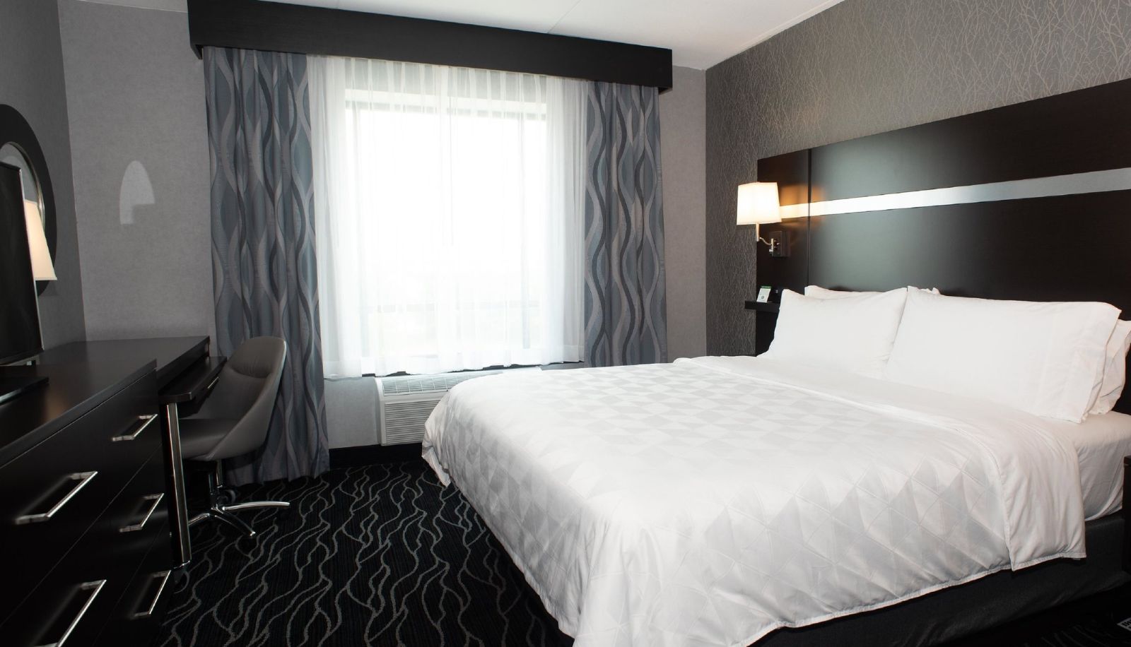 Zimmer - Holiday Inn & Suites JOLIET SOUTHWEST by IHG