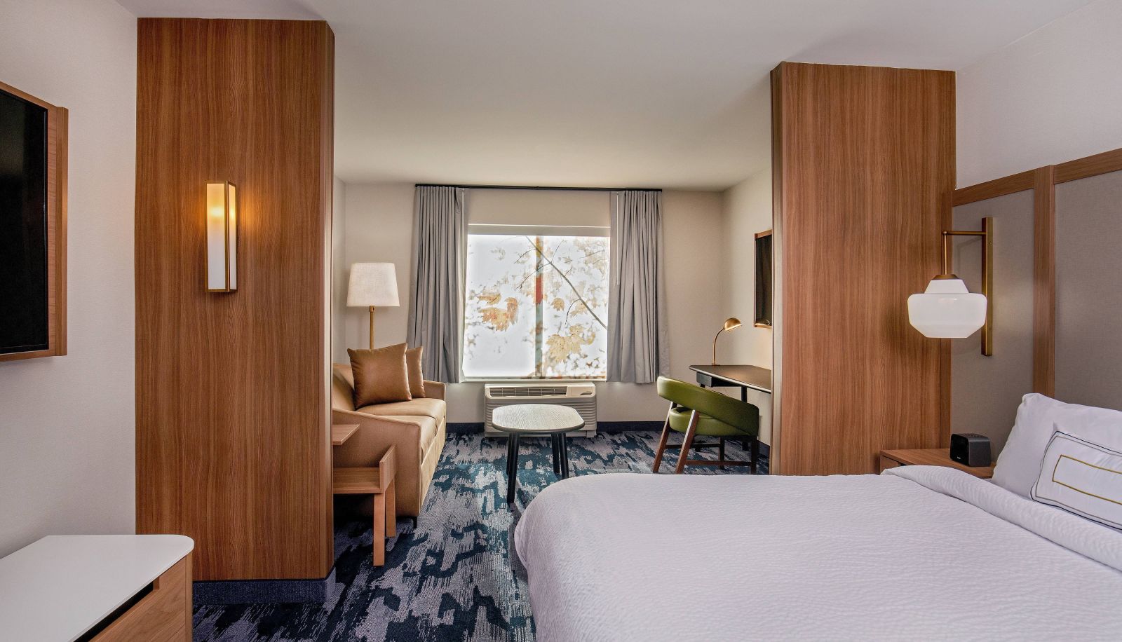 Zimmer - Fairfield Inn and Suites by Marriott Boston Walpole
