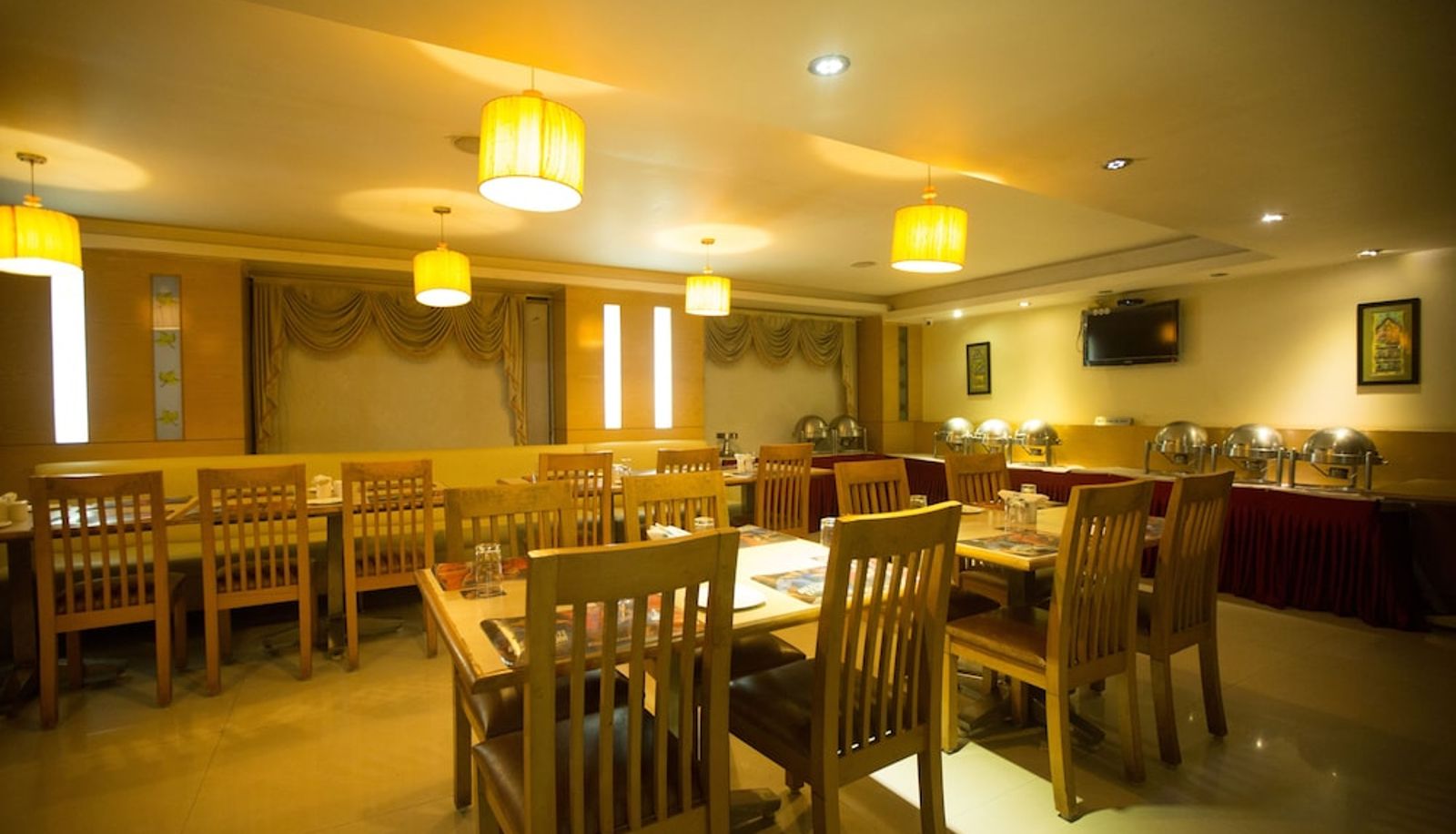 Restaurant - Mahalaya Residency