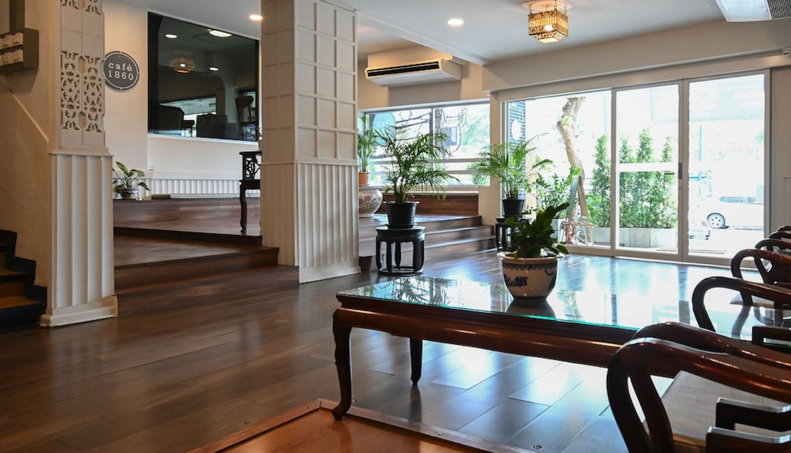Sala - The Krungkasem Srikrung Hotel