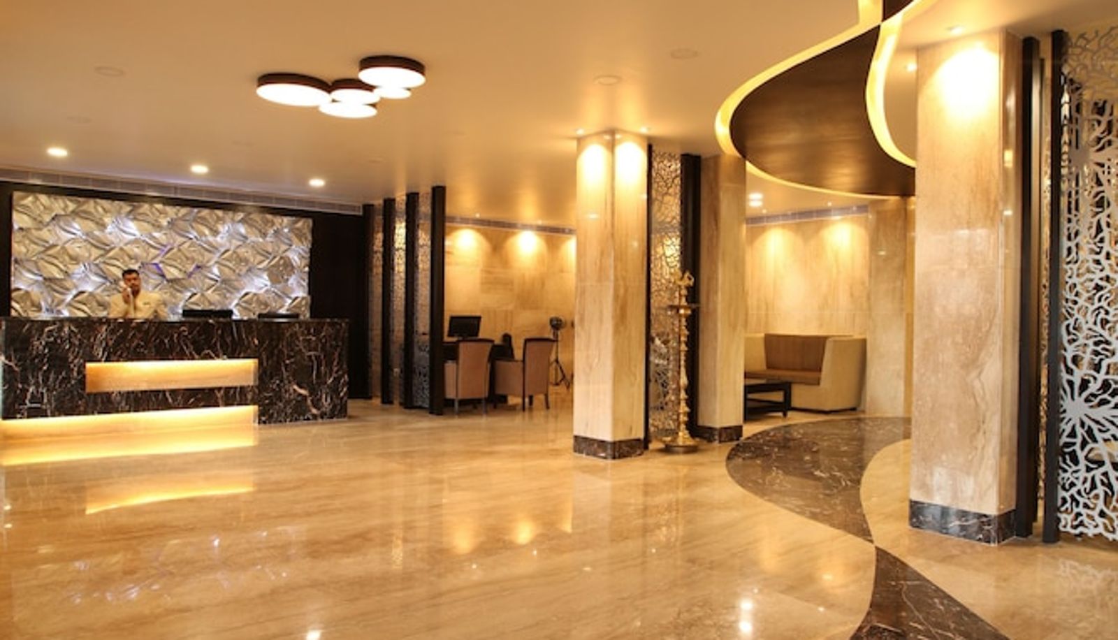 Hall - Hotel Southern Residency