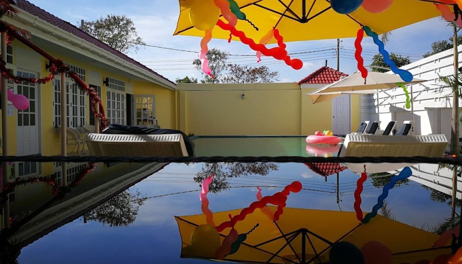 Piscina - Barefeet Naturist Resort