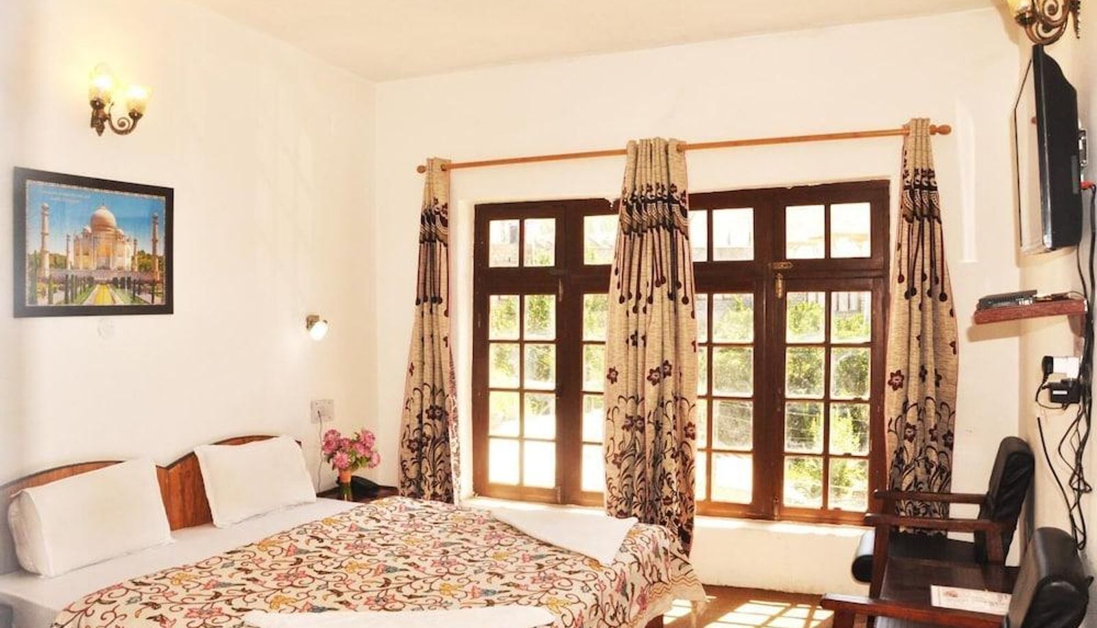 Standard room - Hotel Jan Palace