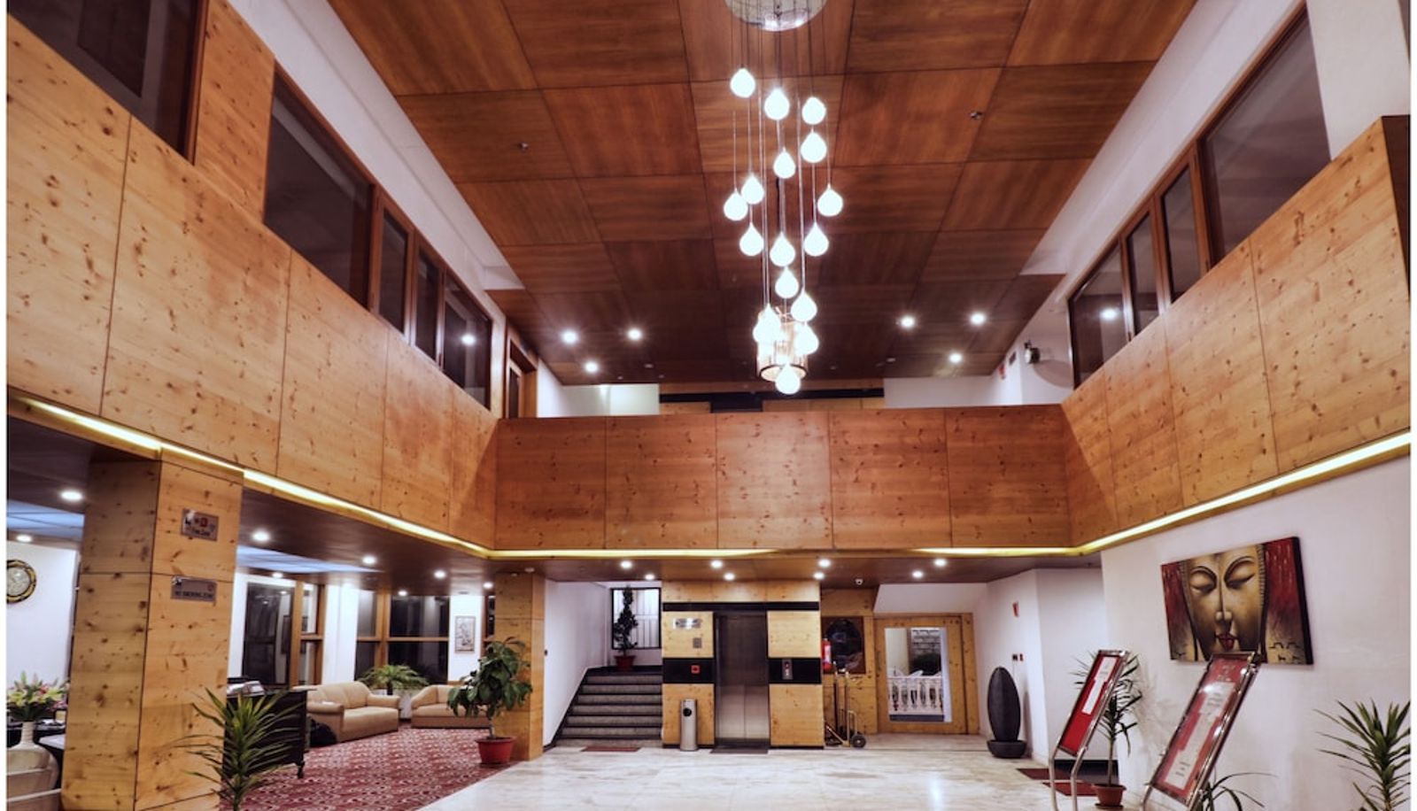 Hall - Pine Tree Spa and Resorts