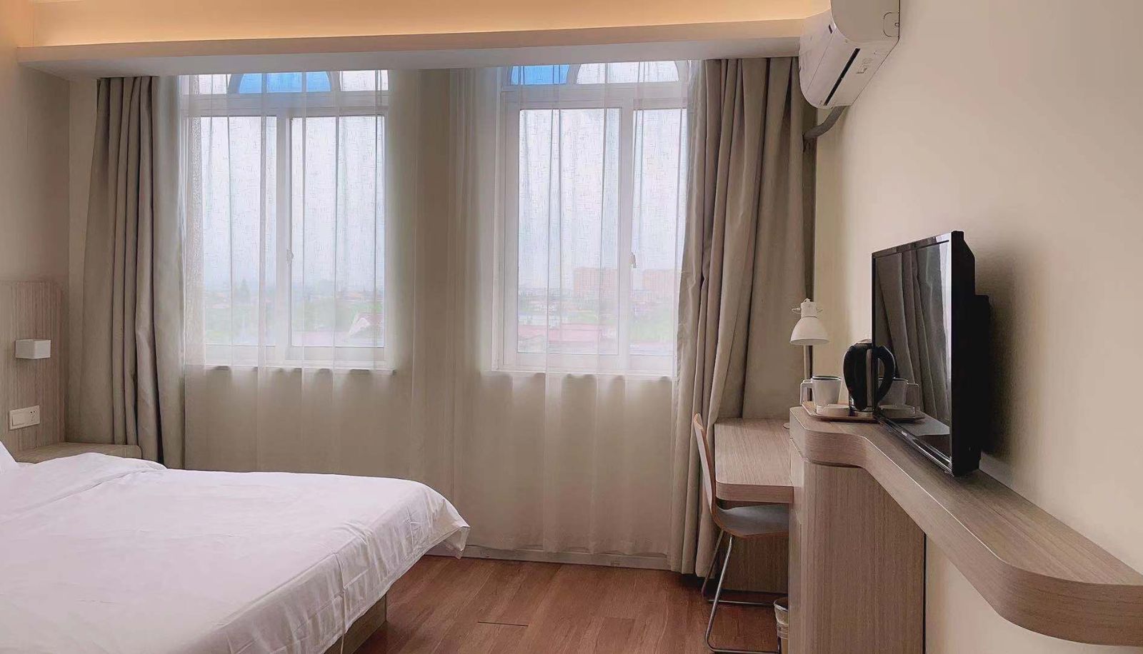Kamer - Hanting Shanghai Pudong Airport Heqing Hotel