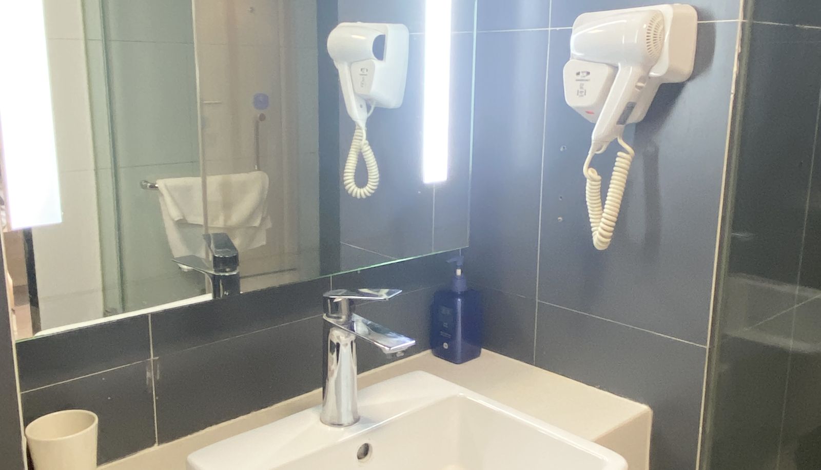 Kamer - Hanting Chengdu East Railway Station Hotel