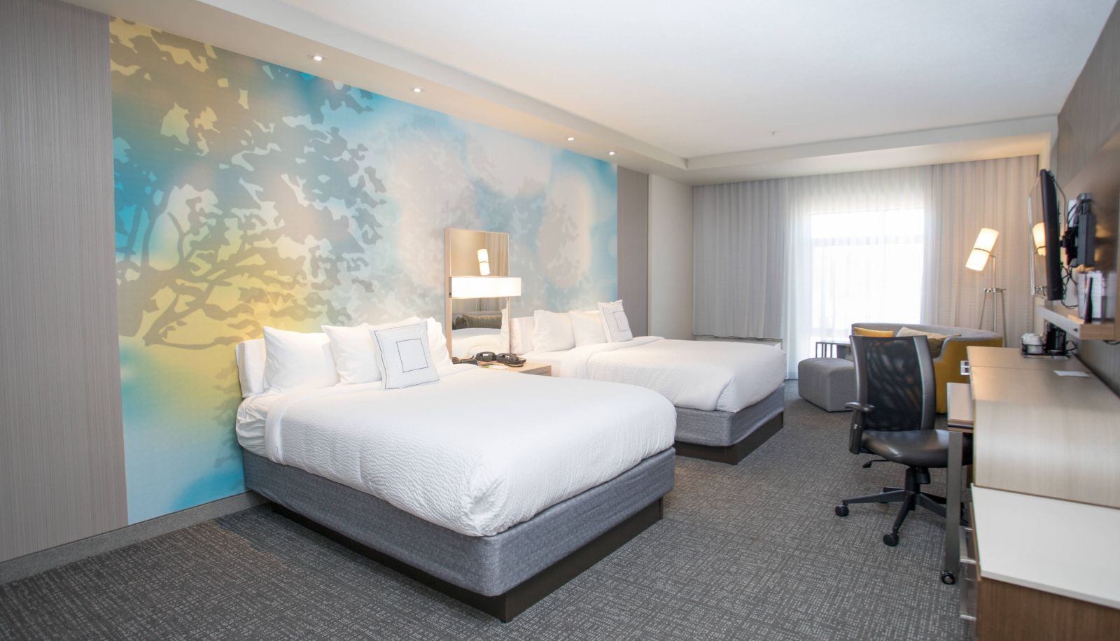 Zimmer - Courtyard by Marriott Albion