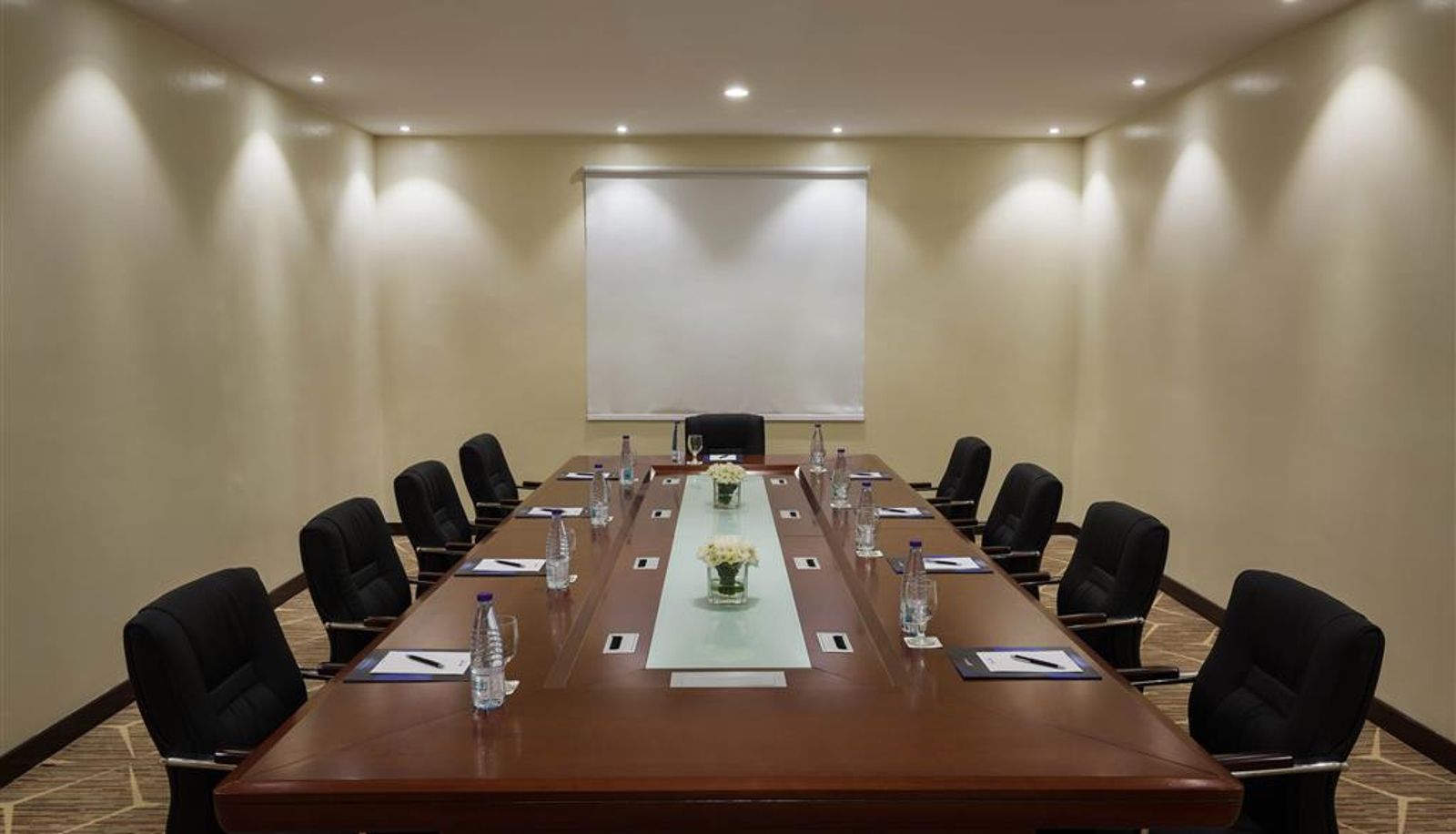 Konferenzraum - Radisson Blu Hotel Buraidah