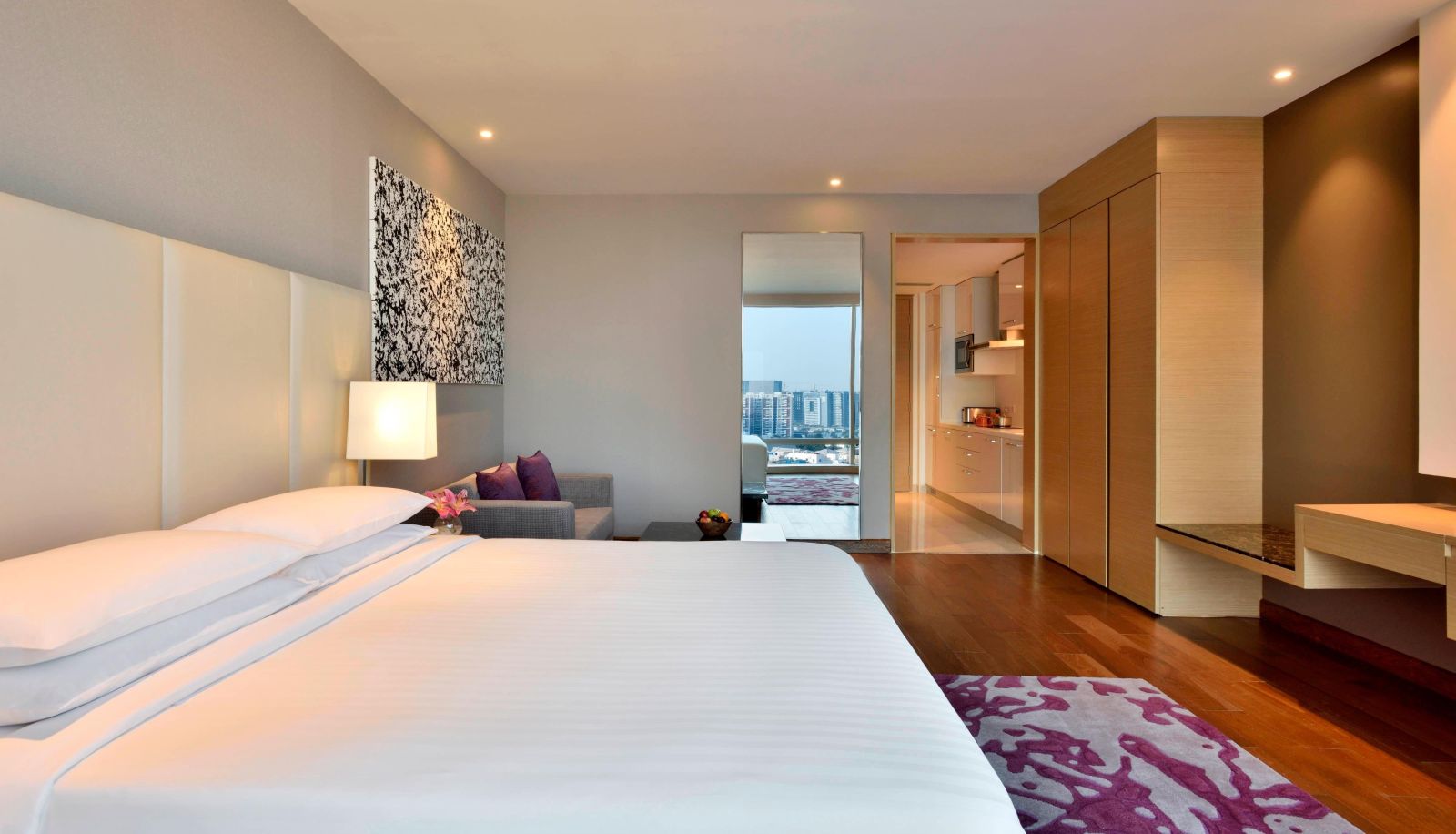 Zimmer - Marriott Executive Apartments Hyderabad