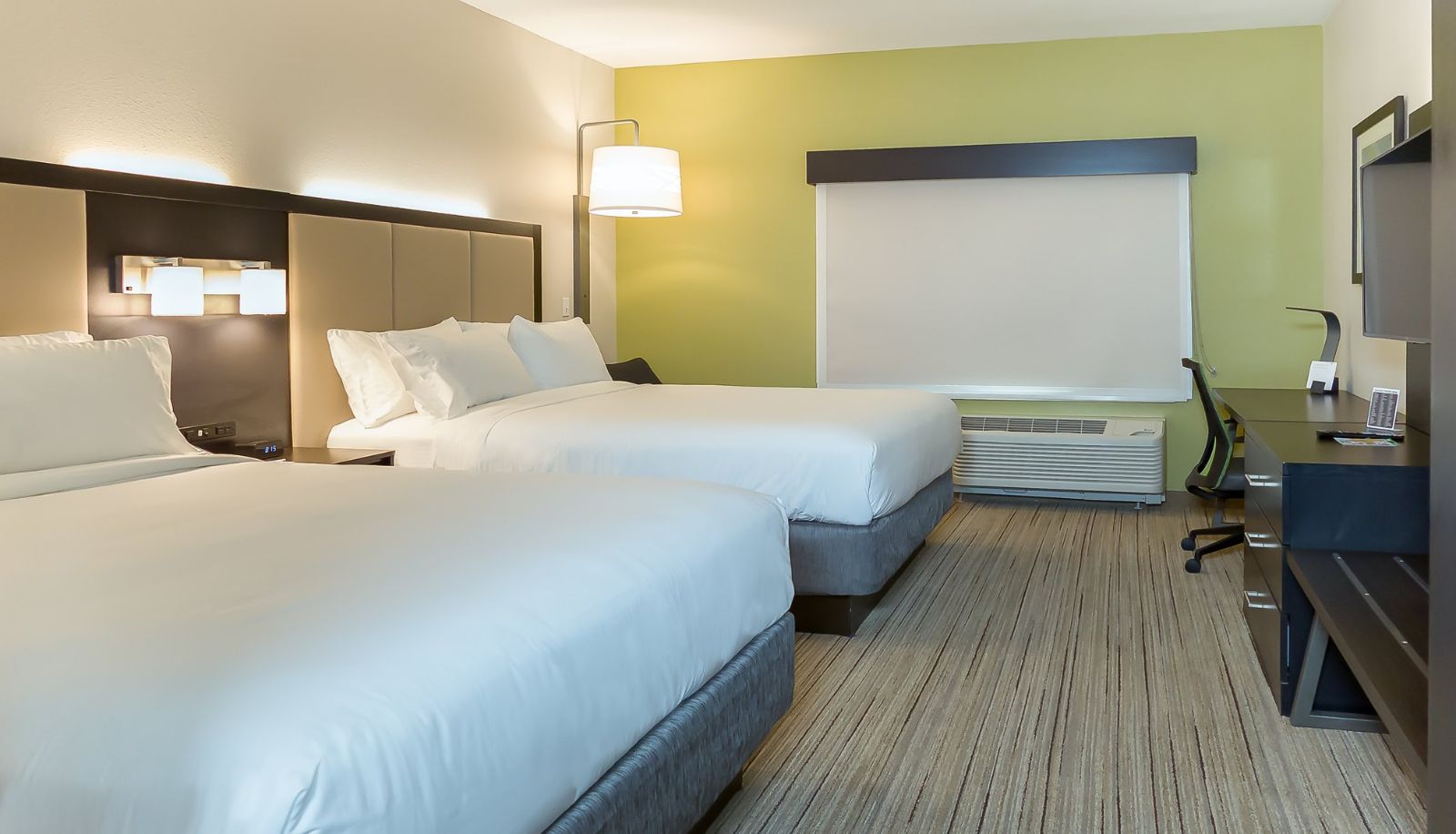 Zimmer - Holiday Inn Express & Suites TAMPA EAST - YBOR CITY by IHG