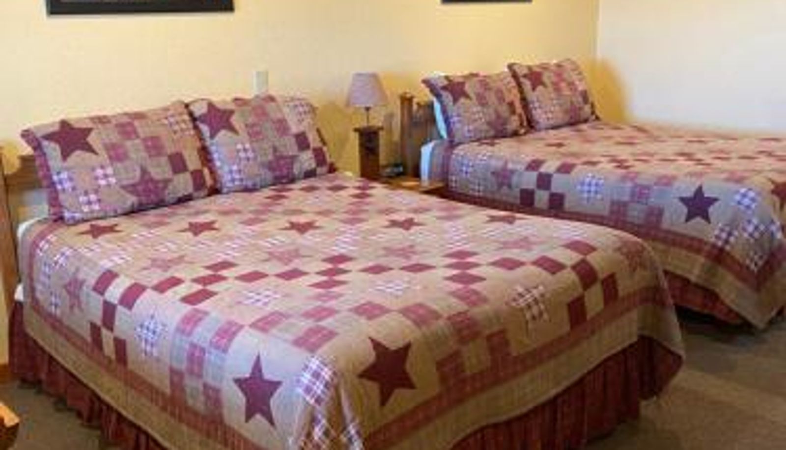 Zimmer - The Garrett Inn