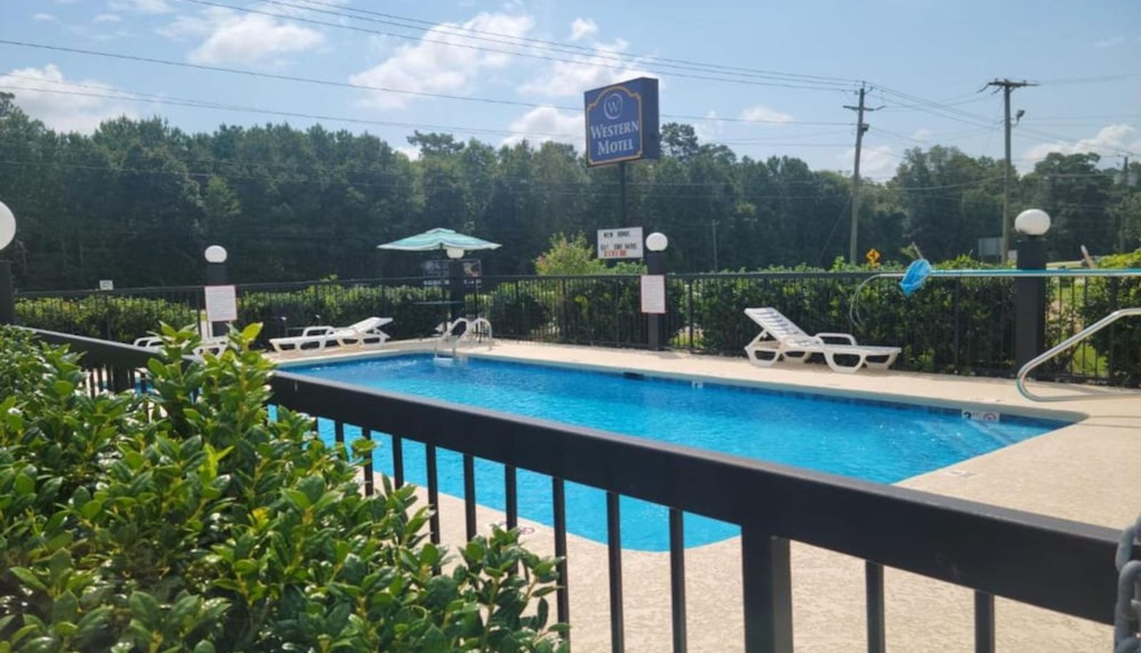 Pool - Western Motel Thomasville
