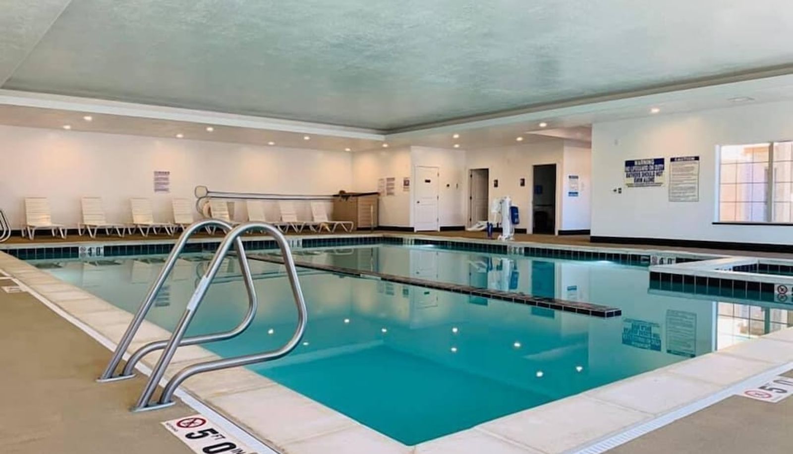Pool - CB&M Executive Suites