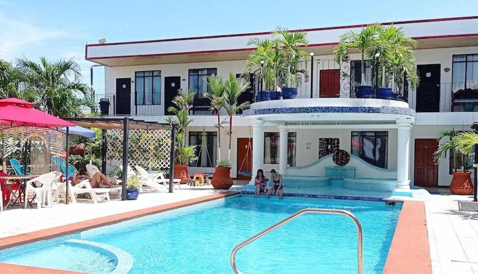 Pool - Hotel Las Brisas