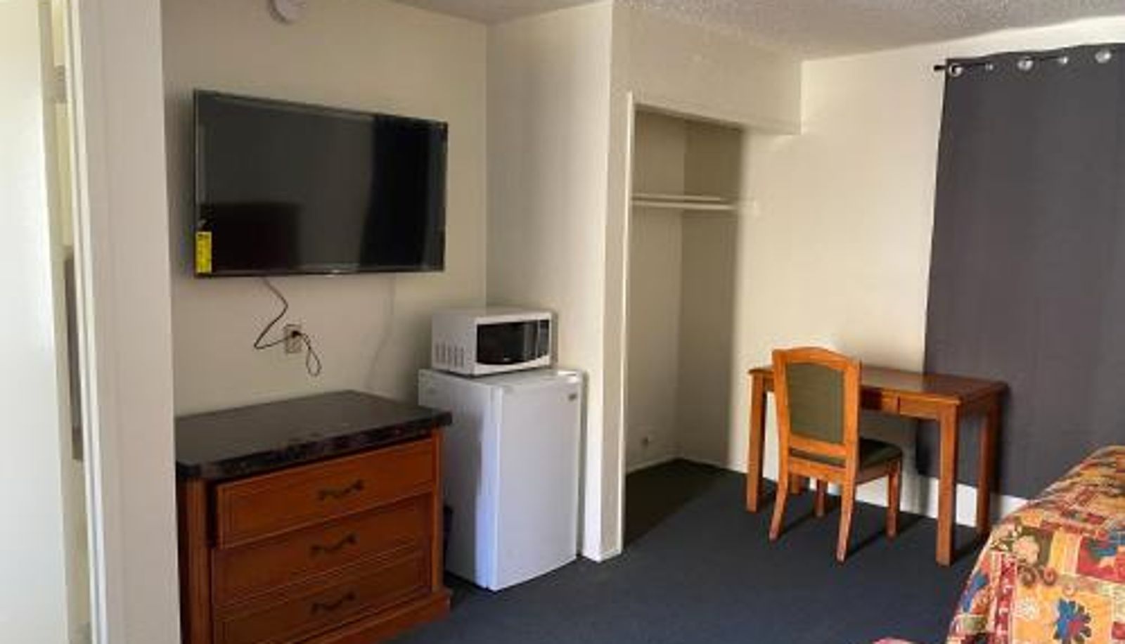 Info - Golden Hills Motel