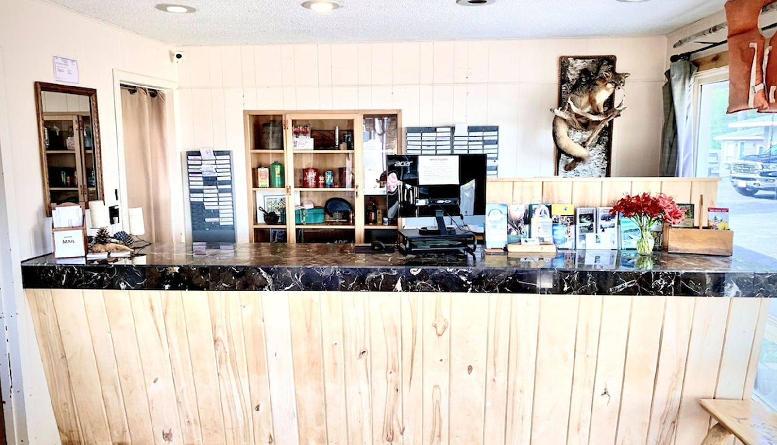 Reception - Forest Lake Motel